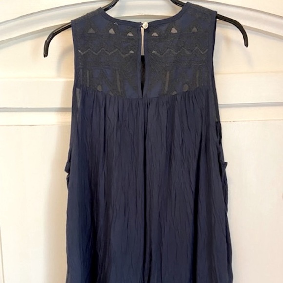 Wilfred Eclater Embroidered Tank Top in Navy - Picture 5 of 8